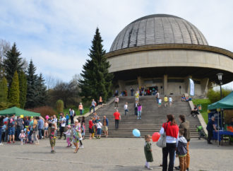Zaprojektuj maskotkę Planetarium – Śląskiego Parku Nauki