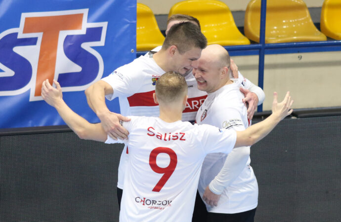 Clearex w najlepszej „16” Pucharu Polski. Piękne gole Brockiego i Mizgajskiego