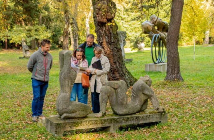 Sześć kolejnych rzeźb w Parku Śląskim przejdzie konserwację