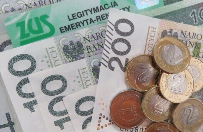 281 miliardów złotych więcej na kontach ubezpieczonych w ZUS