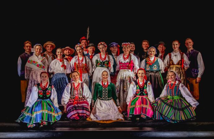 „Silesianie” już od 45 lat krzewią i promują polską oraz śląską kulturę. Zaproszenie na koncerty jubileuszowe