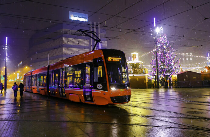 Jak będą kursować autobusy i tramwaje w święta? ZTM wyjaśnia