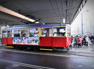 Mikołaj w tramwaju odwiedzi 5 miast. Brodacza nie zabraknie także w Chorzowie