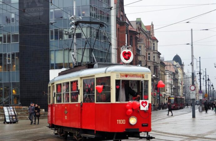 Powrót Zakochanej Bany – spędź Walentynki w niezwykłym tramwaju