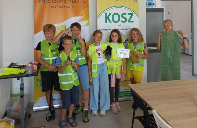 K.O.S.Z. znowu w akcji! Wychowankowie MDK w Chorzowie wyruszyli na wielkie sprzątanie