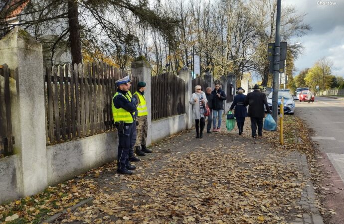 Chorzowska policja podsumowała działania z okazji Wszystkich Świętych