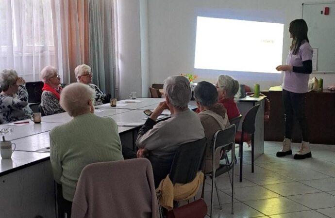 Polskie Towarzystwo Charytatywne aktywizuje seniorów