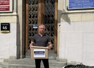 Zebrano ponad 8 tysięcy podpisów. Kolejny krok w stronę referendum