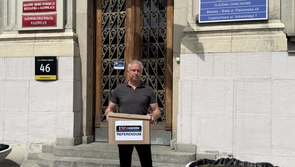 Zebrano ponad 8 tysięcy podpisów. Kolejny krok w stronę referendum